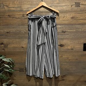 Wide leg flared striped pants culottes